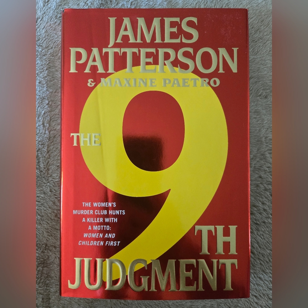 James Patterson & Maxine Paetro The 9th Judgment Book - Red Cover